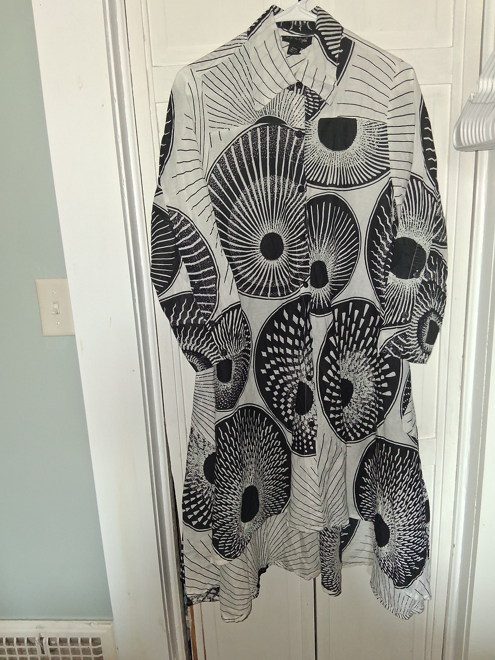 Step In Style Womens Asymmetrical Black & White Printed Shirt Dress